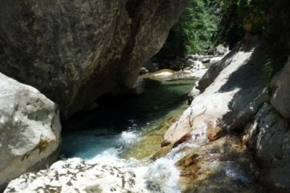 Canyoning niveau 2 - Gorges du loup - Exploregion