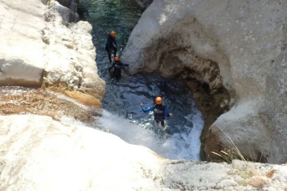 Canyoning niveau 2 - Gours du Ray - Exploregion