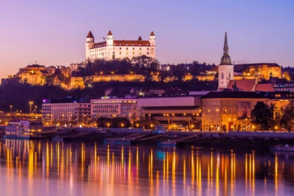 ESCAPE GAME EN VILLE BRAQUAGE BRATISLAVA - Exploregion