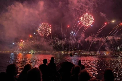 Excursion feux d'artifice en catamaran - Exploregion