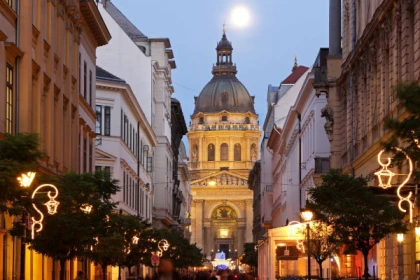 Jeu de piste insolite sur le marché de Noël (Budapest) - Exploregion