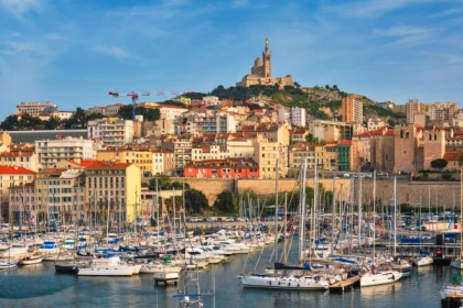 JEU DE PISTE LES MYSTÈRES DE MARSEILLE - Exploregion