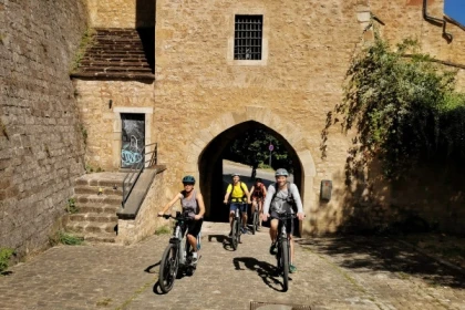 Le meilleur de la ville : Tour guidé en e-bike de 3h - Exploregion