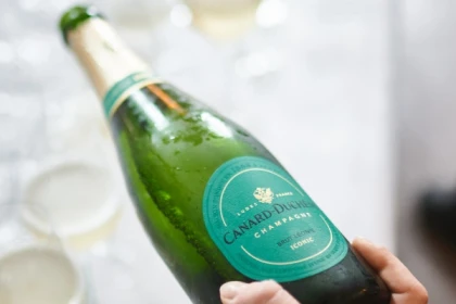 "Léonie" Guided Tour & Tasting - Exploregion