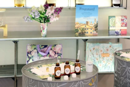 Mini atelier de création de parfum - PARIS - En FRANCAIS - Exploregion