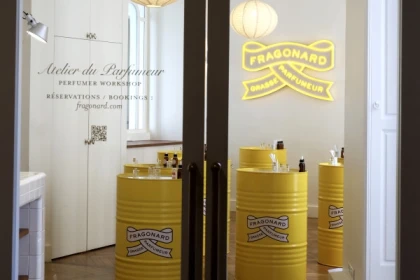 Mini Taller de Perfumes - PARÍS - SOLO en español - Exploregion