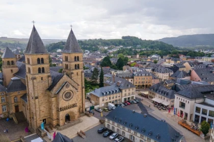 Privatisation Nature & Castle Tour (4 ou 8 heures) - Exploregion