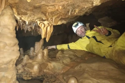 Spéléologie - Grotte de la Mescla - Exploregion