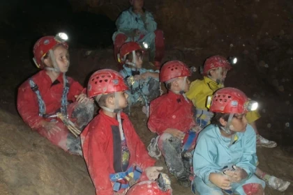 Spéléologie - Grotte de la Mescla - Exploregion