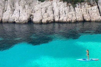 Stand Up Paddle Calanques Cassis : Port-Miou, Port-Pin, En-Vau - Exploregion