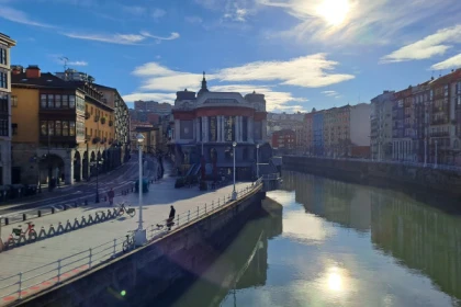 Tour Gastronomique Gourmet Pinxtos de Bilbao - Exploregion