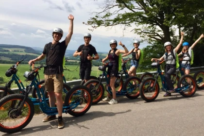Tours en e-trottinette tout-terrain - Exploregion