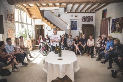 Visite et dégustation Chablis au Domaine Clotilde Davenne en français - Exploregion
