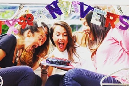 VOTRE ANNIVERSAIRE EN TUKTUK ! (1H) - Exploregion