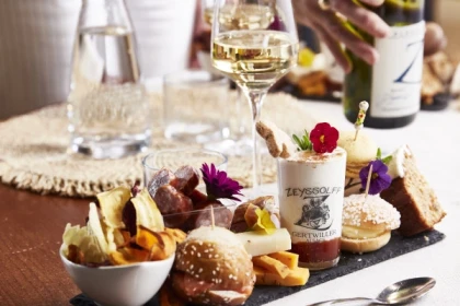 Wine time (tea time autour du vin) avec ou sans visite de cave Immersive et dégustation - Exploregion