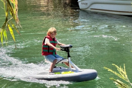 Baptême enfant en Jet Ski électrique - Exploregion