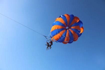 NARTELLE -  Vol en parachute ascensionnel - Exploregion