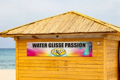 PAMPELONNE - Location de Stand Up Paddle géant en mer - Exploregion