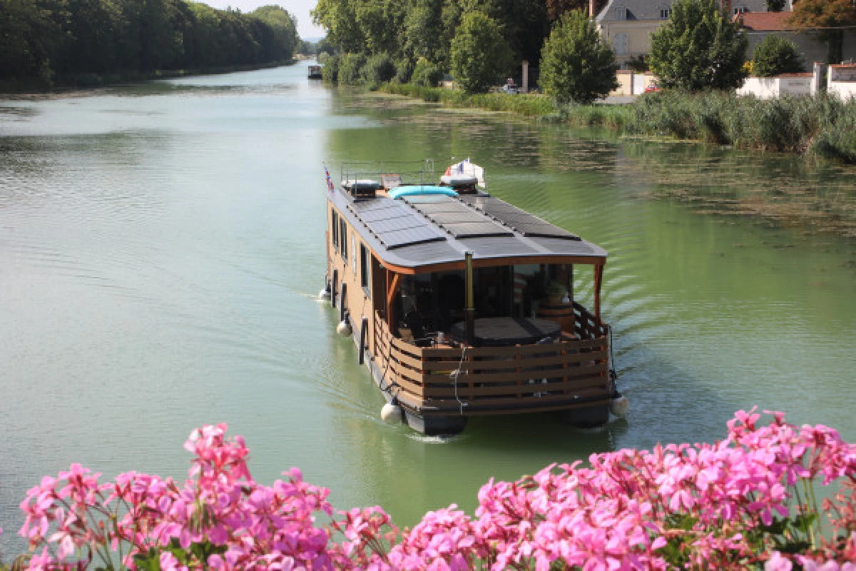 2 Jours Privés - Croisière en Champagne classée UNESCO - Exploregion