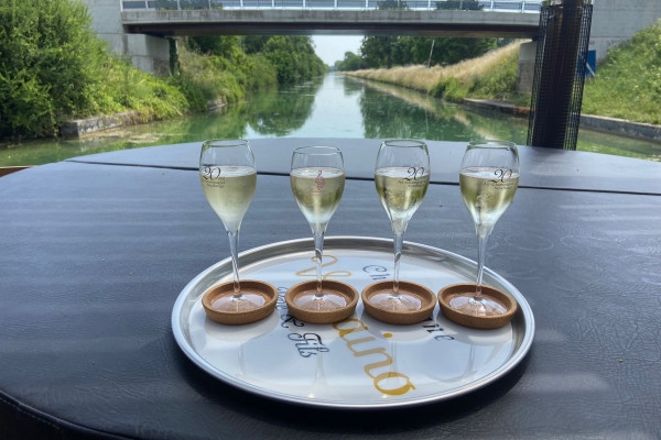 Croisière au crépuscule avec dégustation de champagne - Exploregion