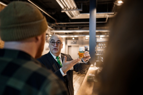 Cours de débit à la Brasserie Nationale - Exploregion