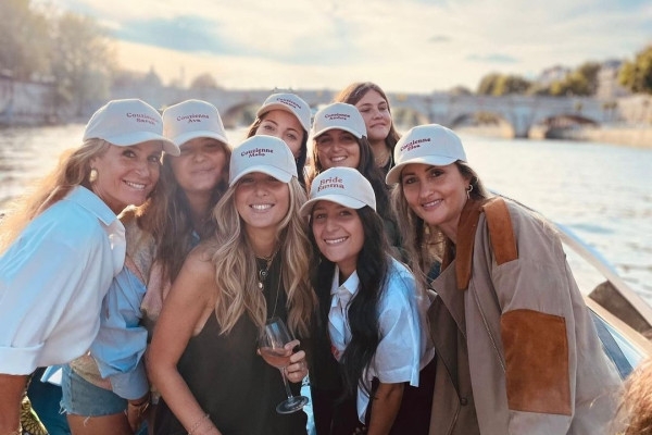 Croisière privée & Champagne, Musée du Louvre (1h30) - Exploregion