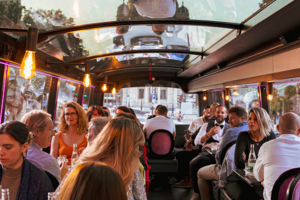 Restobus - départ place de l'Opéra - Exploregion