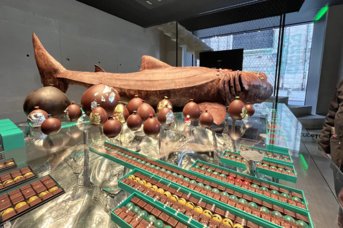 Balade guidée gourmande Paris - Les meilleurs Chocolatiers et Pâtissiers - Exploregion