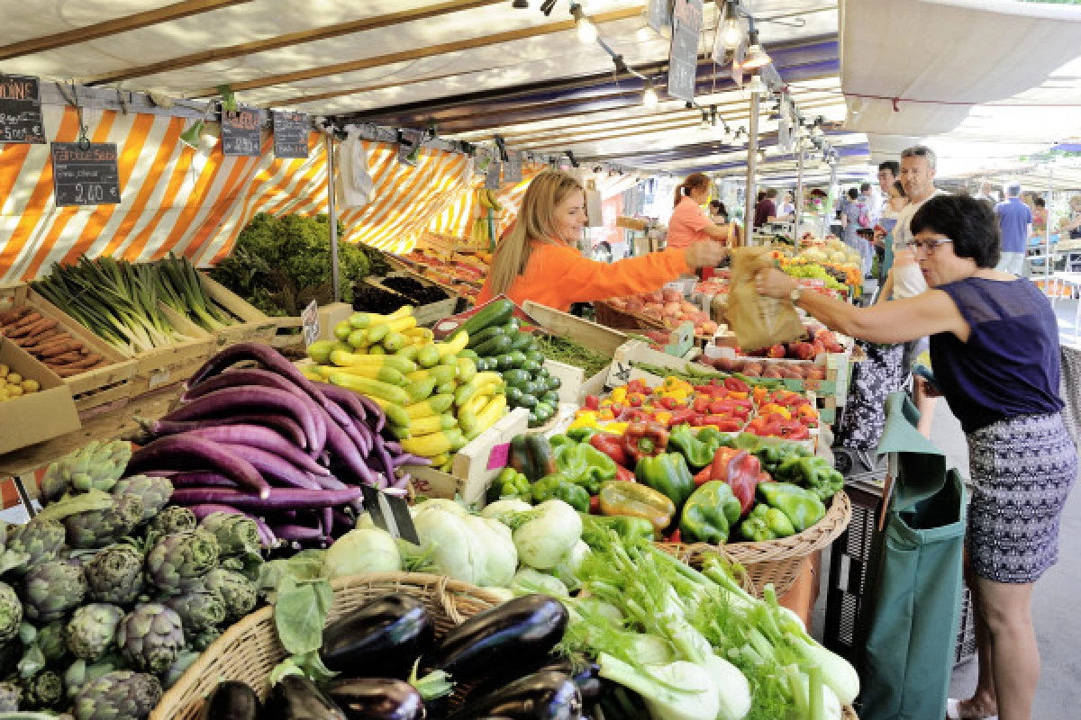 Balade guidée gourmande Paris - Visite des marchés parisiens - Exploregion