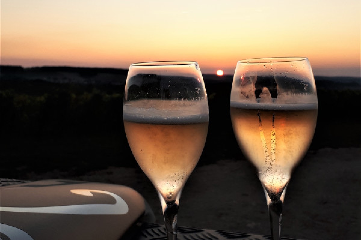 Sunset dégustation brut tradition dans les vignes 1 cru - Exploregion