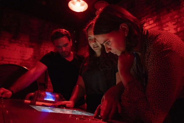 The Joker: Joke's on you chez Batman Escape Paris - Exploregion The Joker: Joke's on you chez Batman Escape Paris - Exploregion