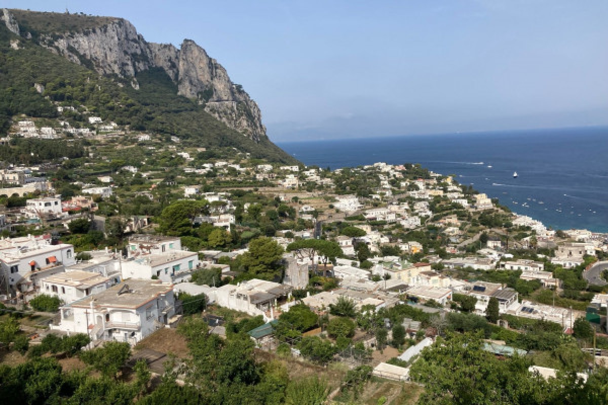 Tour Capri from Naples - Group Tour - Exploregion