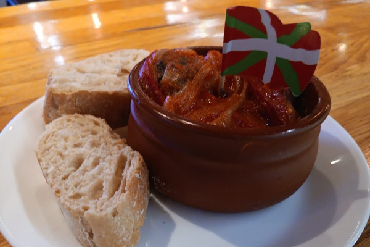 Tour Gastronomique Gourmet Pinxtos de Bilbao - Exploregion