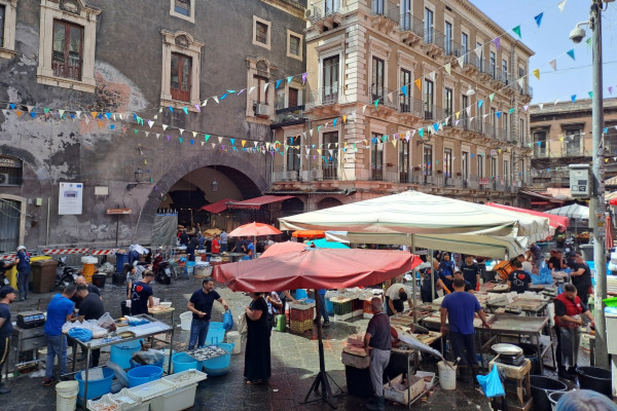 Tour Gastronomique Street Food de Catane - Exploregion