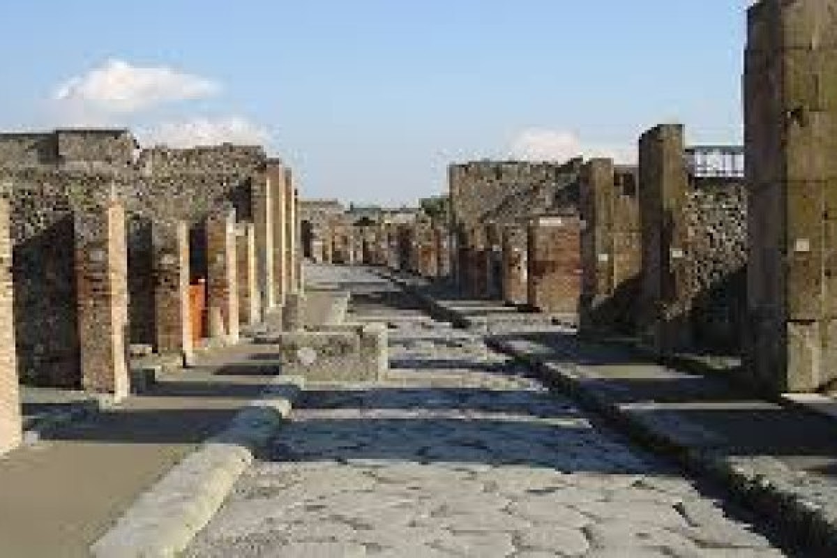 Tour Pompeii from Sorrento - Group Tour - Exploregion