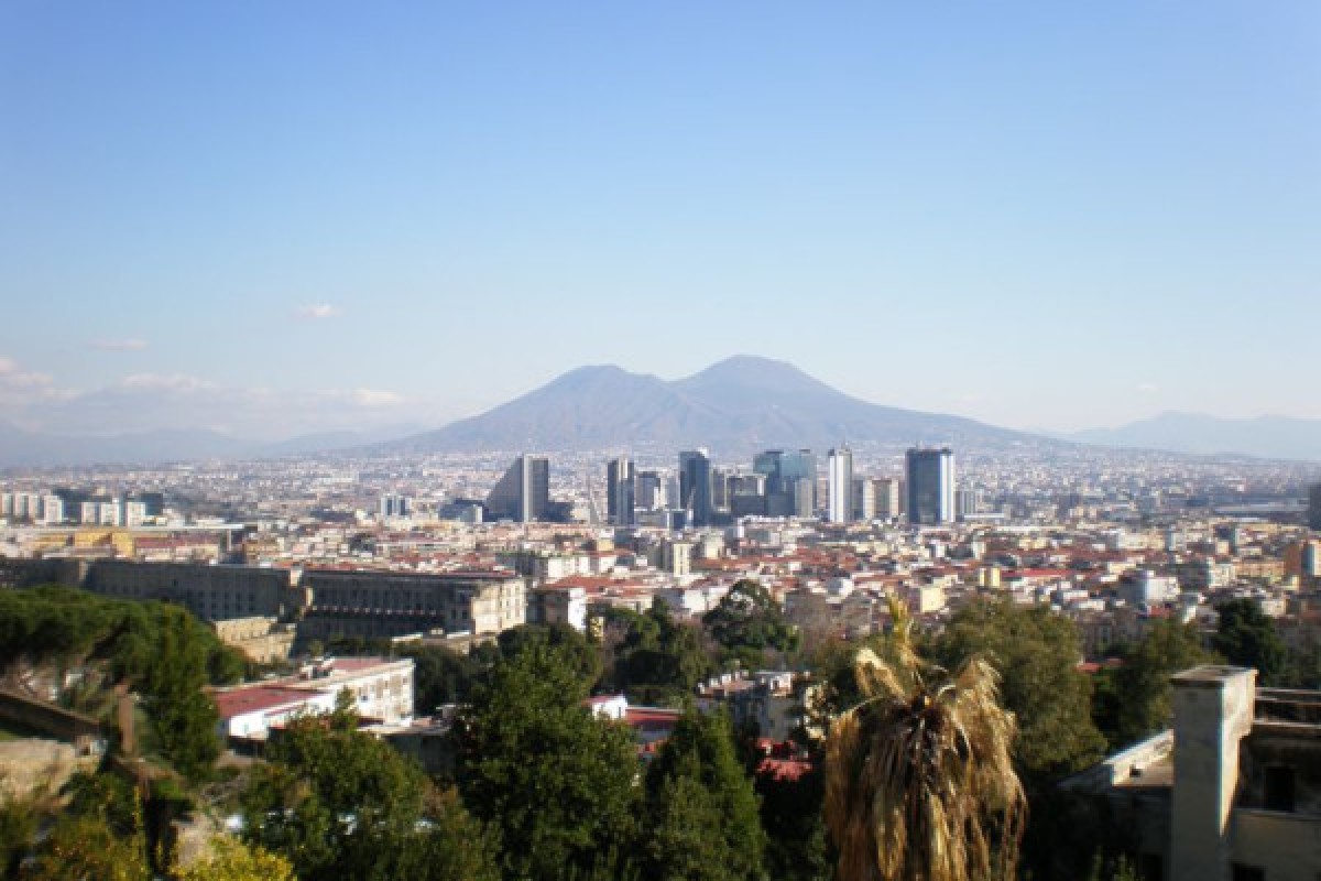Vesuvius from Naples - Group Tour - Exploregion