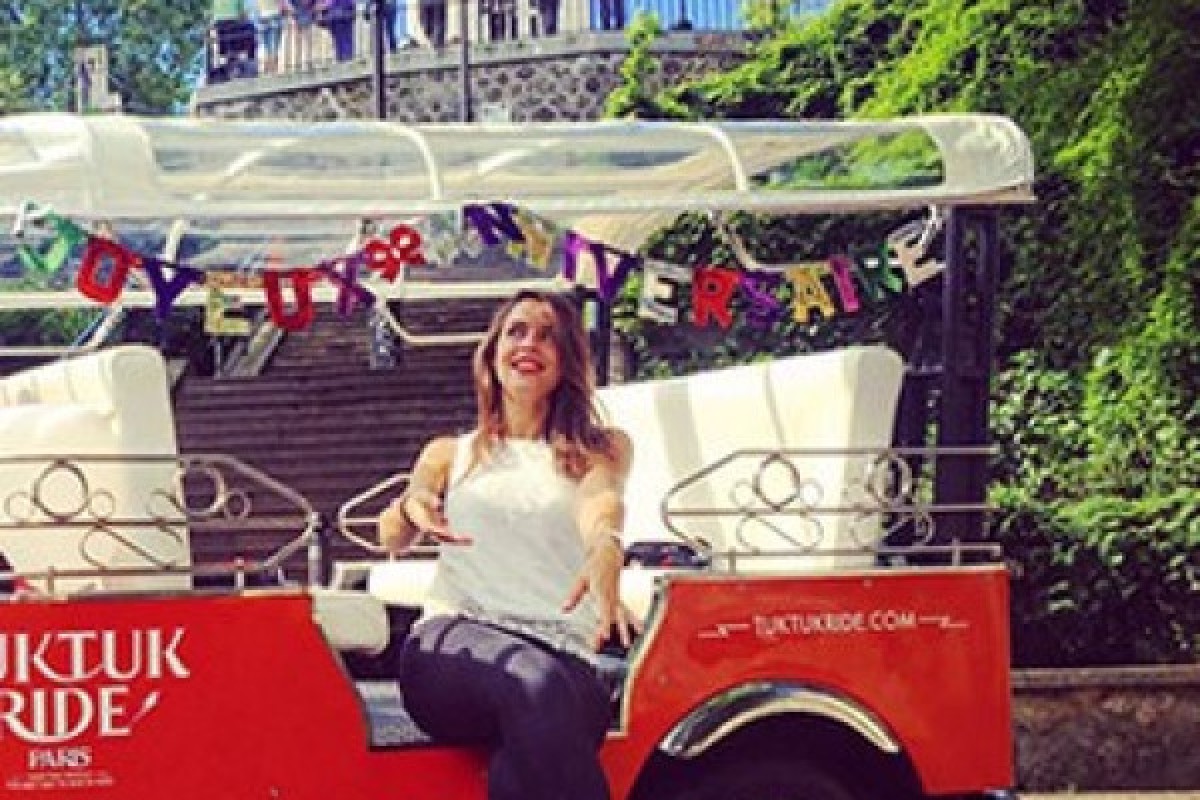 VOTRE ANNIVERSAIRE EN TUKTUK ! (1H) - Exploregion